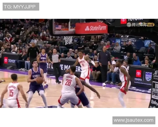 3射手轰16记三分，火箭队换持球核心 申京让球权变辅助 当好传球手